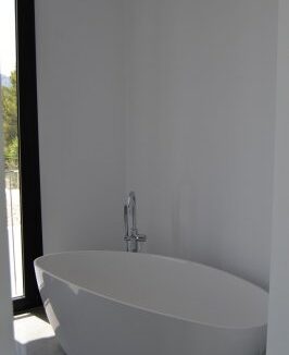 BS-3974680-10