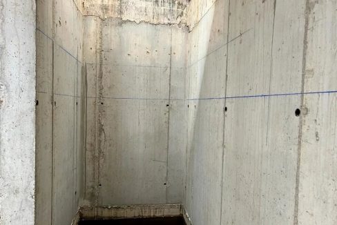 BS-83857533-6